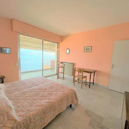 Grand 4 Pieces Avec Terrasse, Climatisation Et Parking A - Fr-1-61-601 Apartment *